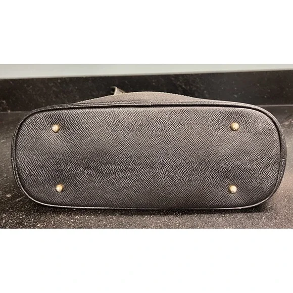 Dooney & Bourke Pebble Grain Leather Tote Black Shoulder Bag Red Lining 16"x 10" - Picture 5 of 13